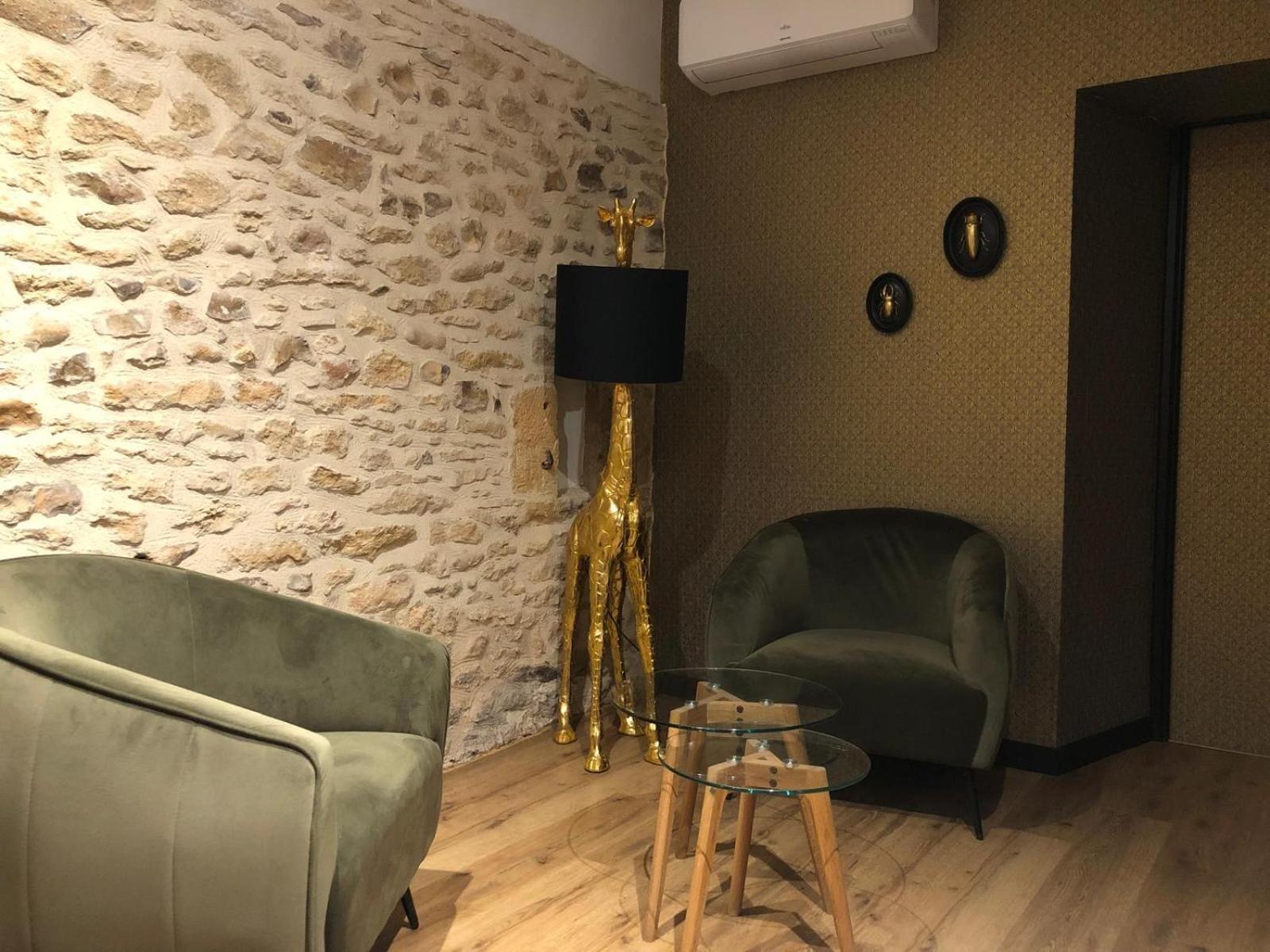 Gite Le Domaine Aubazen La Chapelle-Aubareil Exteriör bild